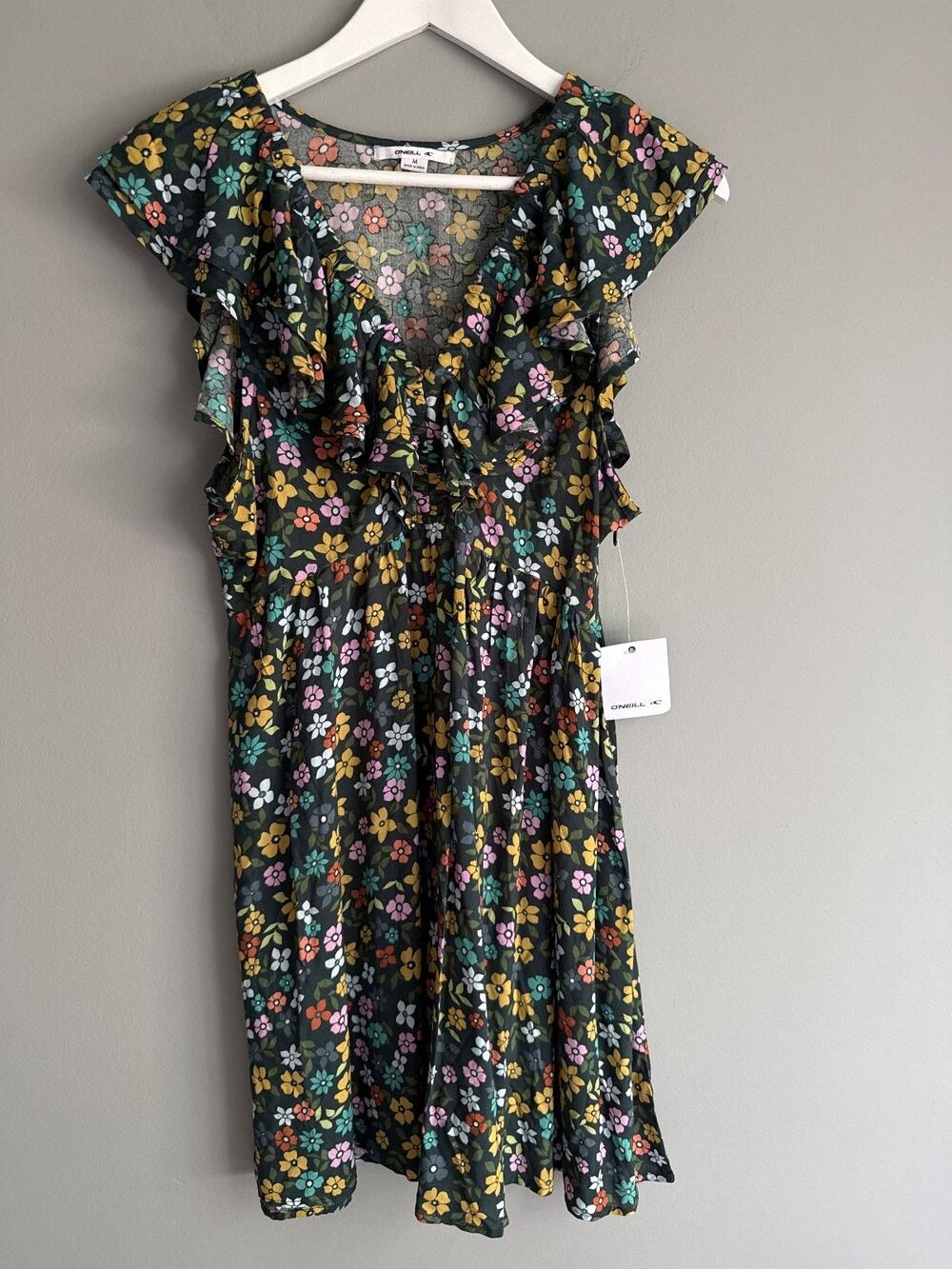 NWT O'Neill Women M Zaina Floral Viscose Mini Dress Black Cottagecore Boho Coast